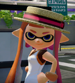 Another female Inkling wearing the Straw Boater.