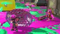 A female Octoling with an opened Sorella Brella and a male with the Carbon Roller at Piranha Pit.