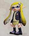 An Inkling girl wearing the Splatoon school uniform set, which includes the Squid Hairclip.