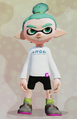 A male Inkling wearing the Oyster Clogs.