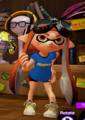A female Inkling wearing the Rainy-Day Tee.