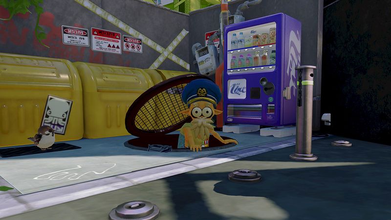 File:Cuttlefish in manhole.jpg