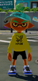 Another male Inkling wearing the Golf Visor.