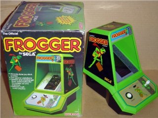 File:Frogger Coleco tabeltop.jpg