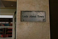 Dead rising lady about town sign.png