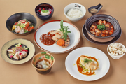 Encore Plan Course Content: Saliva Chicken and Chinese Jellyfish, Salad Hors d'Oeuvre, Jade Cloud Soup, Sautéed White Fish Garnished with Almonds, Jeux de Bouillabaisse, Roast Pork with Spicy Black Bean Sauce, Hama Pork Mapo Tofu and Rice, Almond Tofu