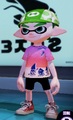 A male Inkling wearing the Cycle King Cap.