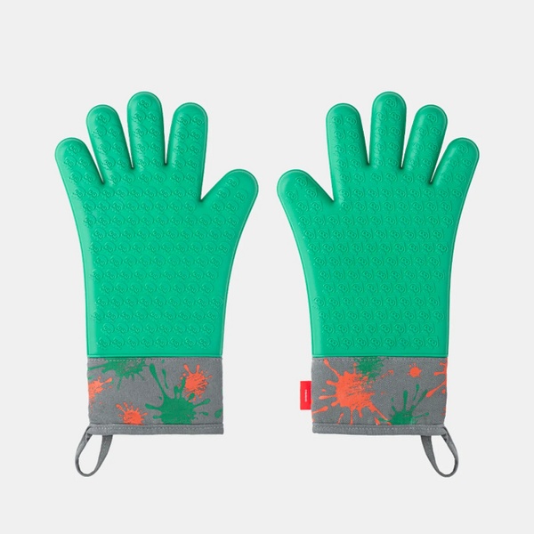 File:S3 merch Silicone Mittens back.jpg