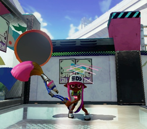 Female Inkling Standing on Glass.png