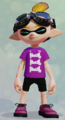A male Inkling wearing the Grape Tee