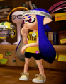 Another female Inkling wearing the Cream Basics.