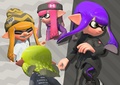 A female Inkling wearing the Berry Ski Jacket