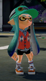 A female Inkling wearing the Two-Stripe Mesh.