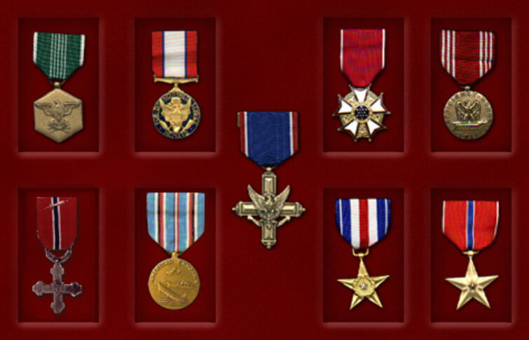 File:MoHAA Screenshot Medals.jpg