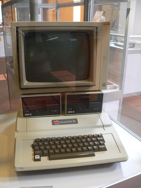 File:Apple II.jpg