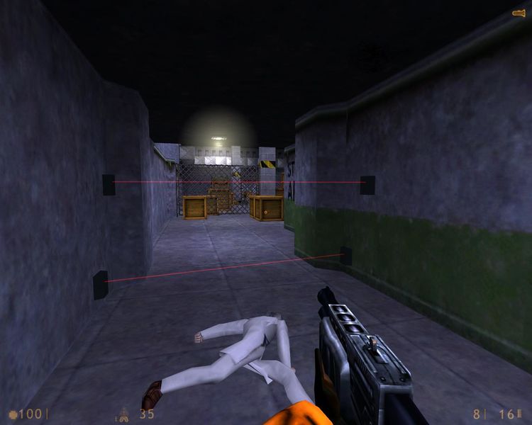 File:Half-Life GotHostiles2.jpg