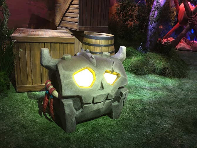 File:BotW E3 2016 Outpost Chest.png