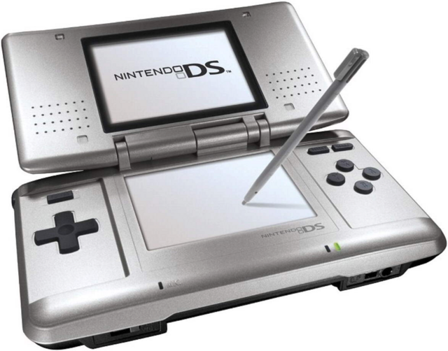 640px-Nintendo_DS_CONSOLE.png